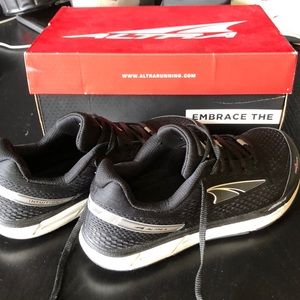 Altra Intuition 4 Great Shape